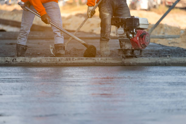 Best Commercial Concrete Contractor  in East Niles, CA